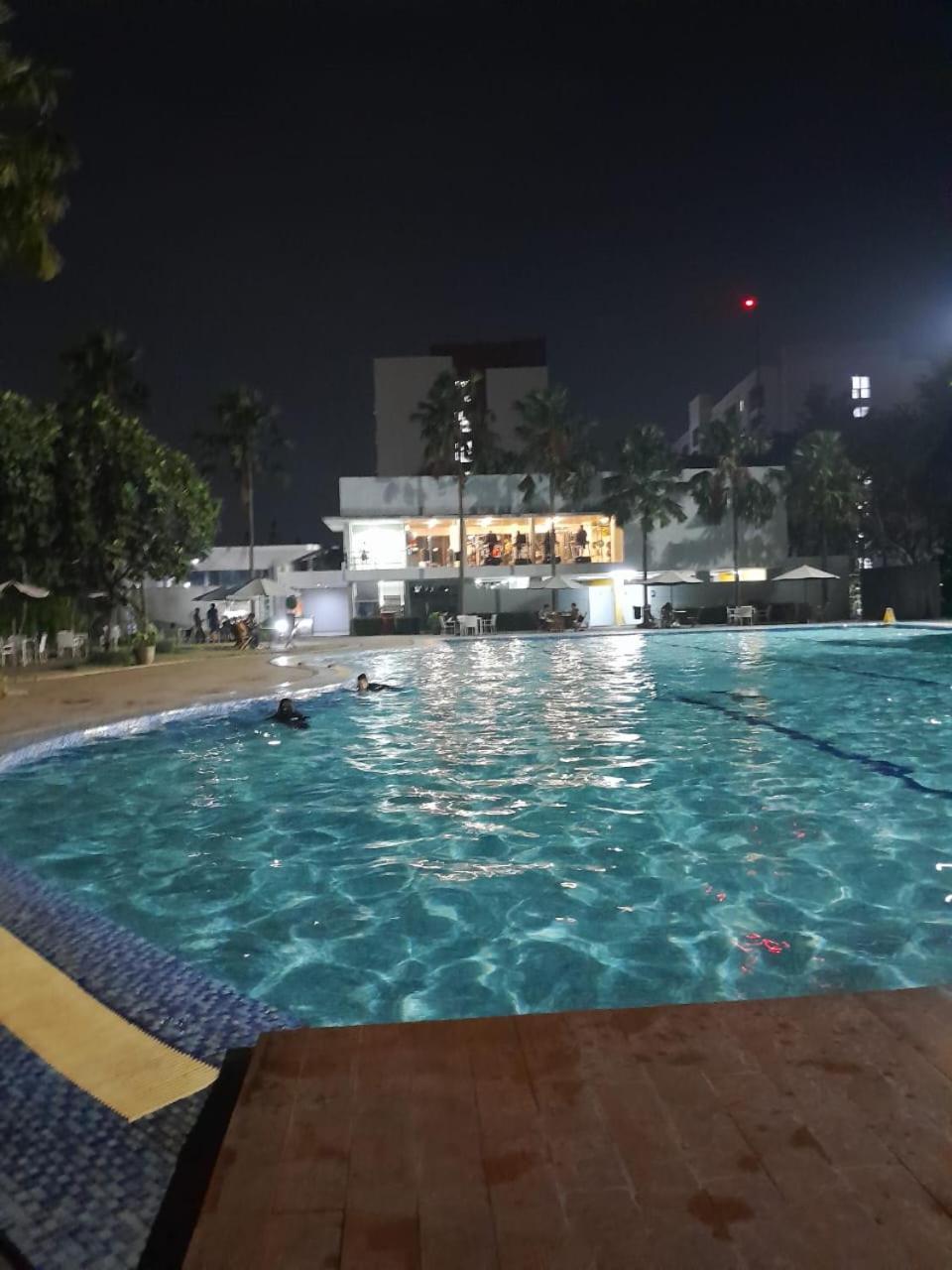 Nature Inn Aeropolis Ar3 Tangerang Kültér fotó