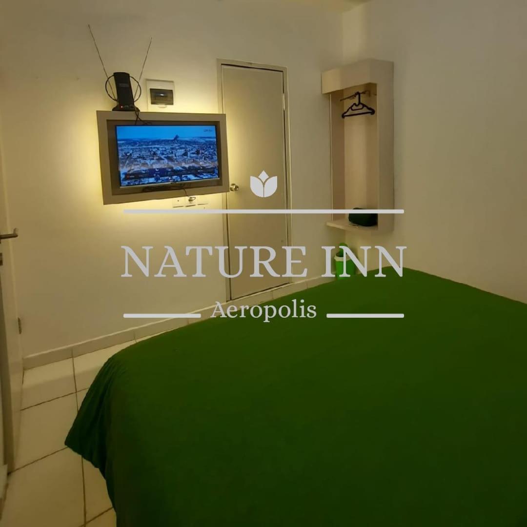 Nature Inn Aeropolis Ar3 Tangerang Kültér fotó