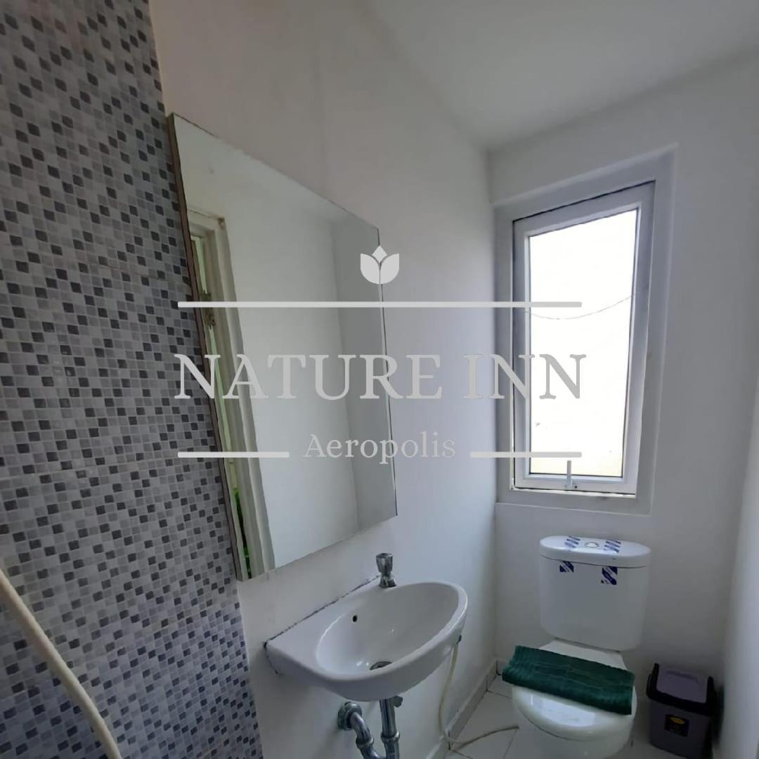 Nature Inn Aeropolis Ar3 Tangerang Kültér fotó